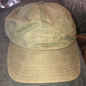 Mens Filson wax cotton hat